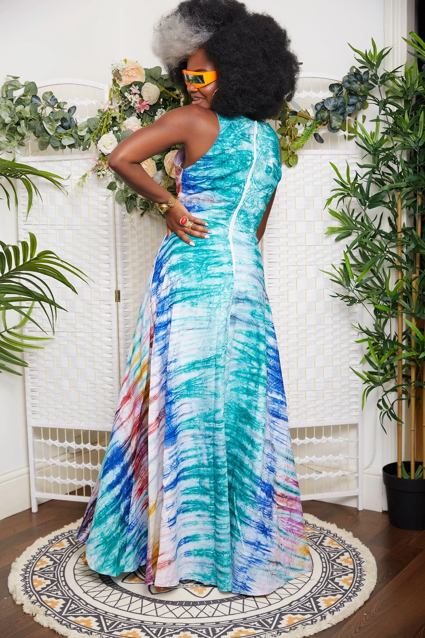 Adire Tye & Dye Sleeveless African Maxi Dress in Multicolour- Kamdiri